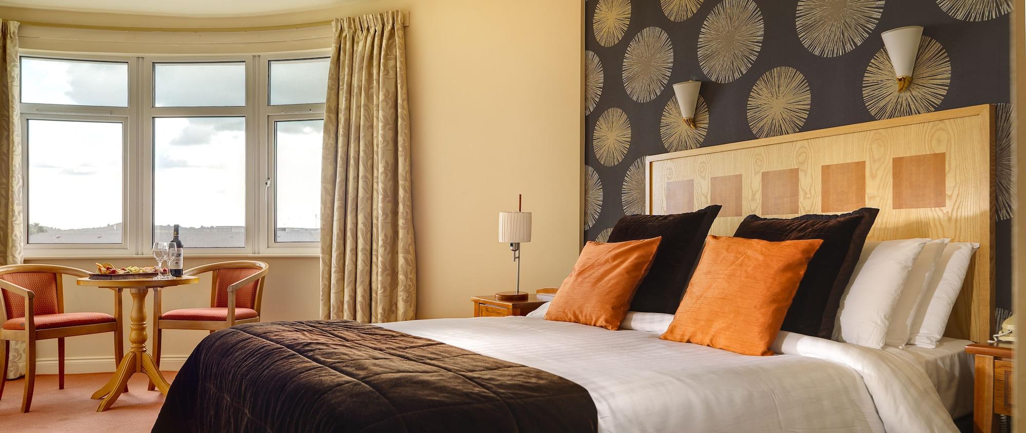 Arklow Bay Hotel ภายนอก รูปภาพ