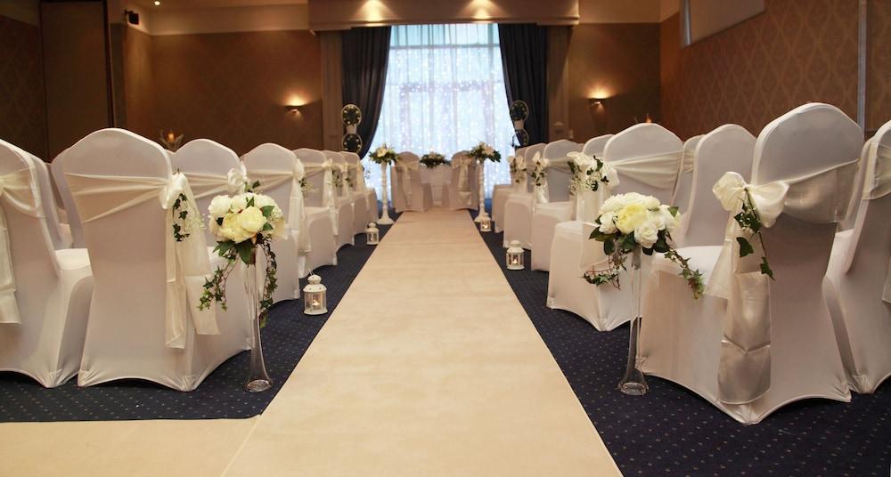 Arklow Bay Hotel ภายนอก รูปภาพ