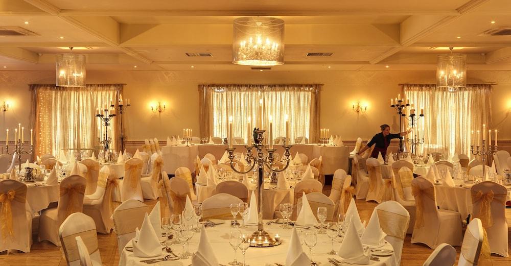 Arklow Bay Hotel ภายนอก รูปภาพ