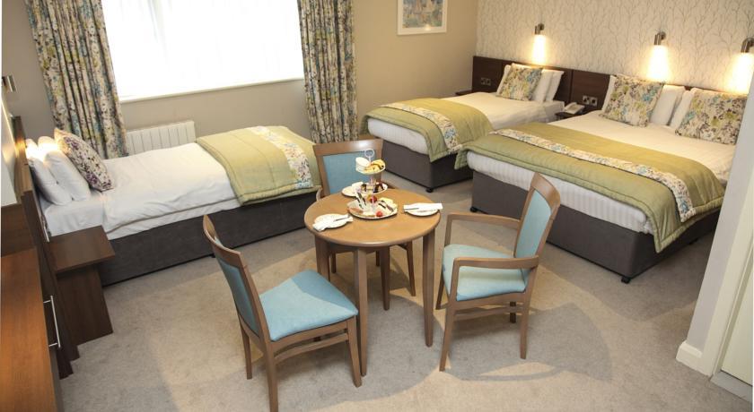 Arklow Bay Hotel ภายนอก รูปภาพ