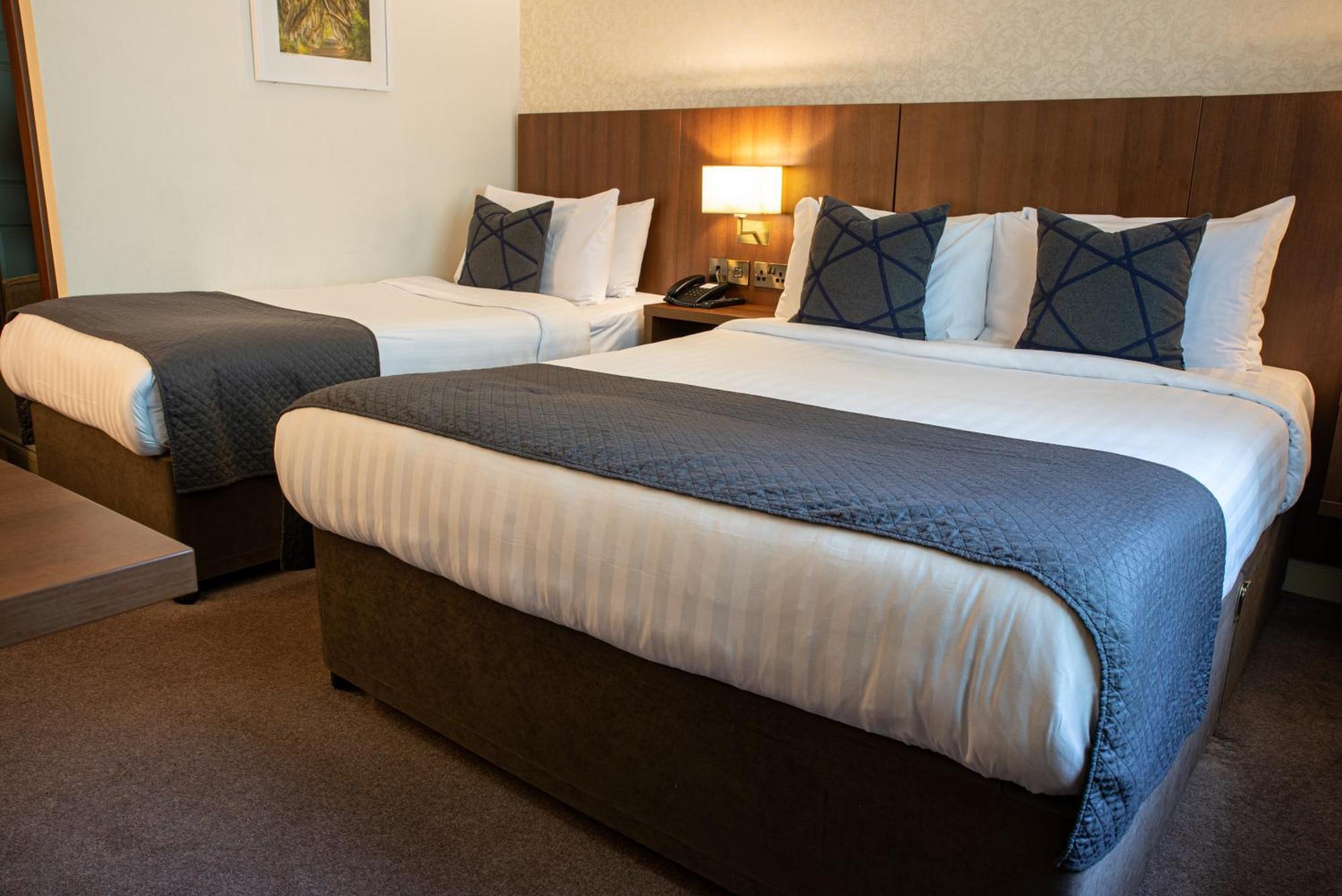Arklow Bay Hotel ภายนอก รูปภาพ