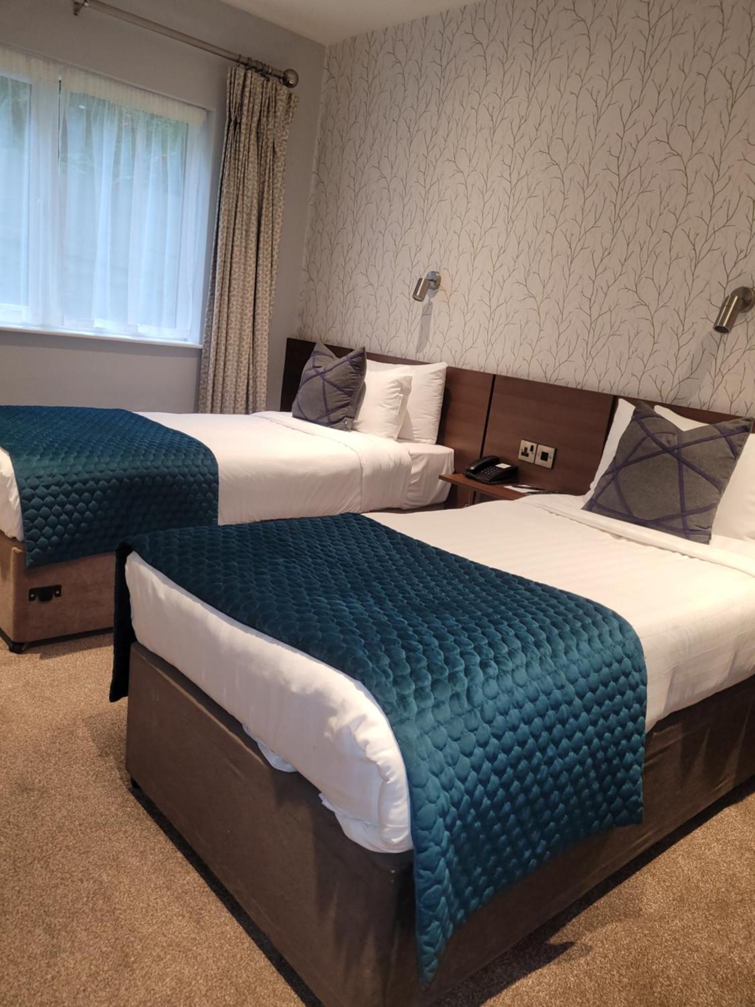 Arklow Bay Hotel ภายนอก รูปภาพ