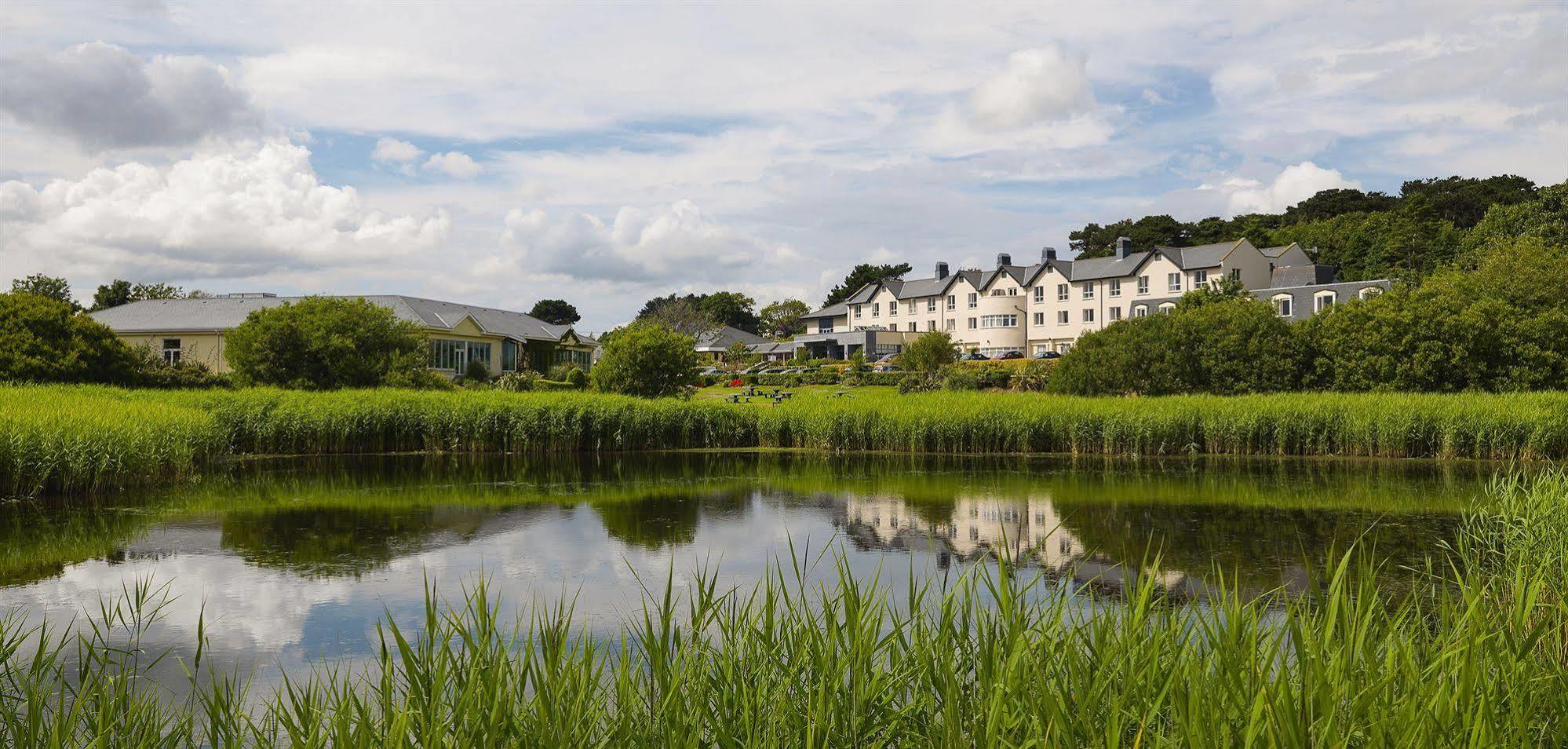 Arklow Bay Hotel ภายนอก รูปภาพ