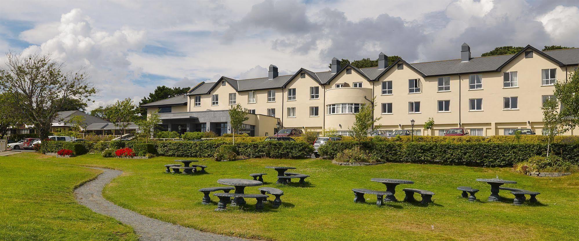Arklow Bay Hotel ภายนอก รูปภาพ